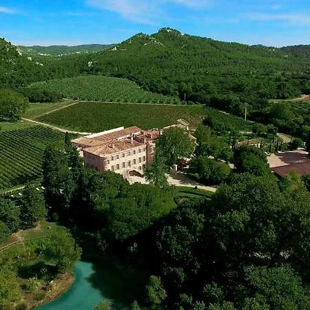 Chateau D'estoublon Hotel *